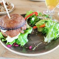 Vegan portabello burger. at Farmer's Bistro in Fludir
