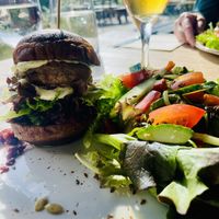 Portabella burger and alcohol-free Gull.  at Farmer's Bistro in Fludir