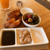 Warm olives with hummus   at Kawul in Pokolbin