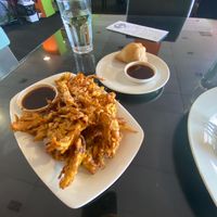 Onion bhaji and samosa at BailwalG in Rotorua