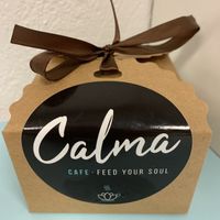  Cinnamon bun para llevar at Calma Cafe in Gran Canaria