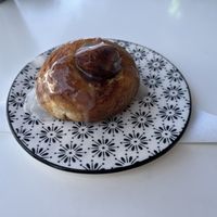 Vegan cinnamon bun  at Calma Cafe in Gran Canaria