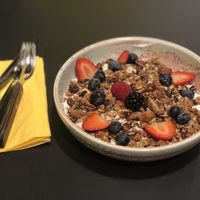 Veganisierte Granola   at Seven Sundays in Dusseldorf