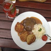 Vegan Schweinsbraten at Bierosophie in Vienna