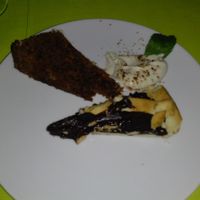 desserts at Mondo Bio Cafe and Shop in Sorrento