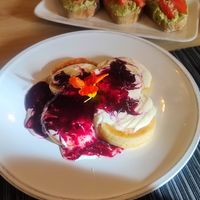 Breakfast pancakes and avocado toast at Raiz in Aveiro