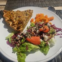 Tofu quiche at Raiz in Aveiro