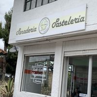 Por fuera at Beth Lehem Vegano Panadería y Pastelería in Bogota