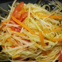Papaya salad at Taste of Bangkok in Akron