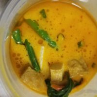 Red tofu curry at Taste of Bangkok in Akron
