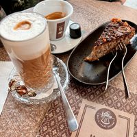Coffee with soymilk or oatmilk possible. Vegan and gluten free bananacake  at Petit Royal in Zermatt