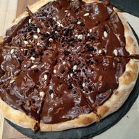 Pizza de chocolate at La Vaca en el Tejado in Alcala De Henares