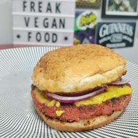 Hambúrguer de bacon at Freak Vegan Food in Amparo