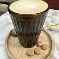 Latte  at HUMM Restaurant in Antwerpen