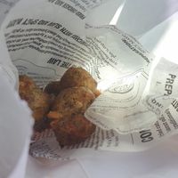 Fyshcakes at Plant Lyfe in Saint Peter