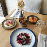 Les entrées at the friendly kitchen in Paris