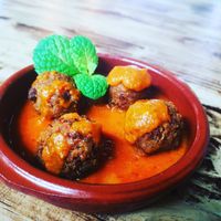 Albondigas en Salsa casera .
 Balls in homemade sauce. at A Raices in Gran Canaria