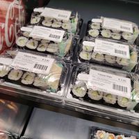 Vegan sushi, they also have with avocado at Tains in Dusseldorf