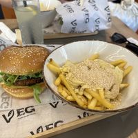 Truffel Fries Burger Menu  at VEG in Split