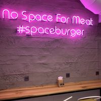 😍 at Space Burger in Vienna
