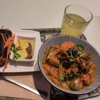 Sushi roll, lemonade, and tajine at Le Botaniste - Bailli in Brussels