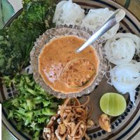Rice noodles with peanut sauce at Shewe Vegan & Vegetarian Cafe in Chiang Mai