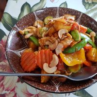 Stir-fried veg sweet and sour at Shewe Vegan & Vegetarian Cafe in Chiang Mai