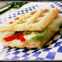 Sándwich waffle at La Ruta del Chai in Mexico City