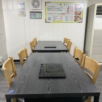 Seating area  at Dotori Kalguksu in Seoul