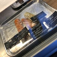 Toon's eigen keuken: Groente, bospaddenstoel, saté, Thailand, pompoen en Japan. Ook als bakje met 6 mini’s te bestellen.  at Toon's in Hengelo