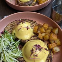 Vegan 'bacon' and 'egg' option at UT47 Manhattan in New York City