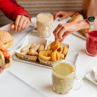 Batidos, aros de cebolla y tequeños at Natural Kitchen in Gran Canaria