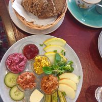 Vegane Frühstücksplatte at Drei Klang in Muenster