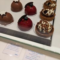 mixed berries (on the left side) at Pâtisserie Ludwig in Karlsruhe