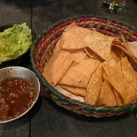 Chips salsa guacamole  #Veganuary at Taco Taco in Monteverde
