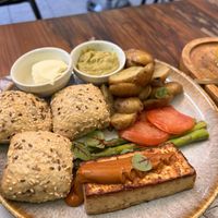 Vegan Brunch  at 7g Roaster in Vila Nova De Gaia