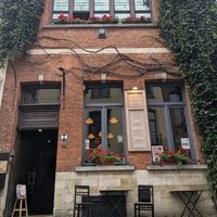 outside at Atelier Flori in Bruges