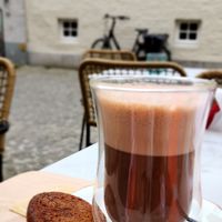  at Atelier Flori in Bruges