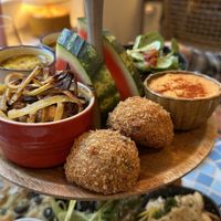   at Atelier Flori in Bruges