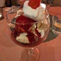 Eton Mess at Atelier Flori in Bruges