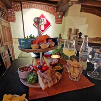 Etagere at Atelier Flori in Bruges