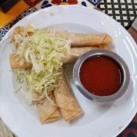 Orden de flautas de papa at Los 7 pozoles in Guadalajara