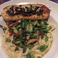 Alfredo & garlic bread  at Cafe Sunflower in Atlanta