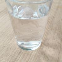 Tienen agua y limonada para que te rellenes tu cuando quieras at Frutas Prohibidas in Madrid