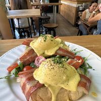 Huevos benedictinos   at Frutas Prohibidas in Madrid