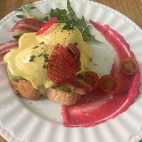 Genesis eggs Benedict   at Frutas Prohibidas in Madrid