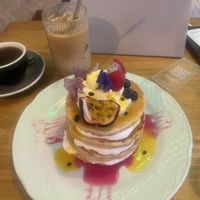 Elevation of pancake stack - nice & tall  at Frutas Prohibidas in Madrid