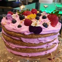 Pitaya and coconut cake at Frutas Prohibidas in Madrid