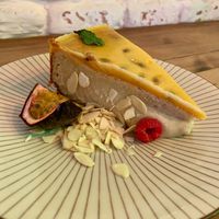 Vegan cheesecake at Frutas Prohibidas in Madrid