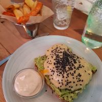 Vegan egg toast at Frutas Prohibidas in Madrid